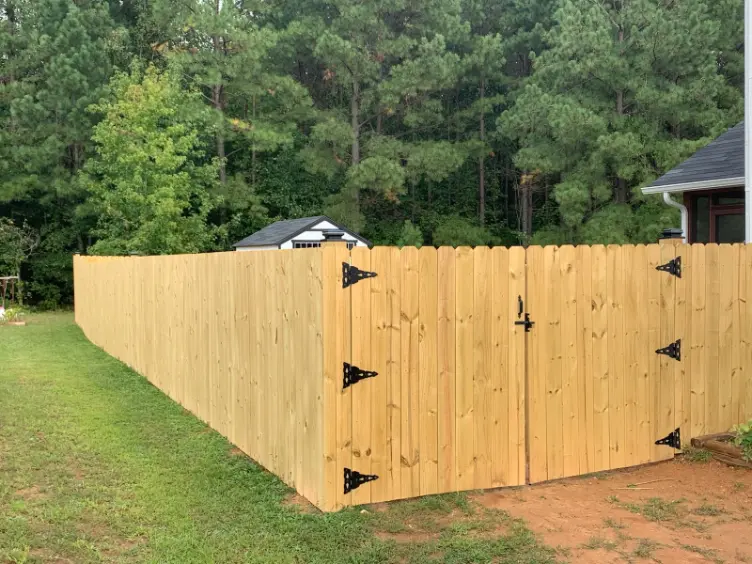 Fence installation service project